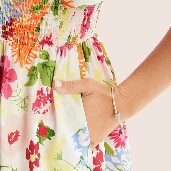 Bloomchic Floral Backless Shirred Square Neck Pocket Ruffle Hem Dress - Picture 4 of 7